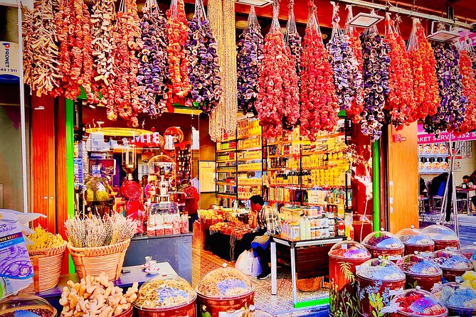 Istanbul Guided Street Food Tour Around European and Asian Sides - Price and Value: Why $139.13 Can Make Sense