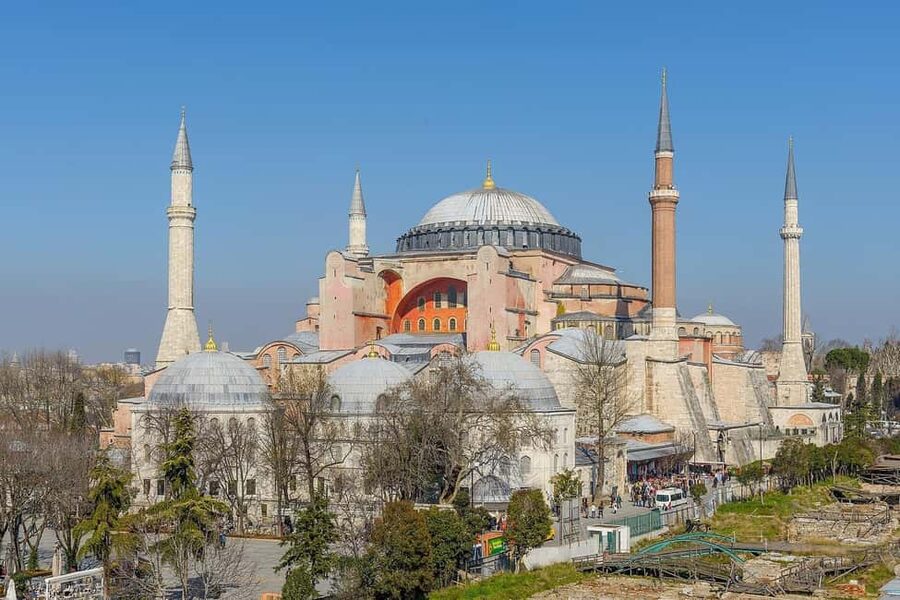 Istanbul: Hagia Sophia and Blue Mosque Tour with Tickets - Where you meet, and how the walk actually feels