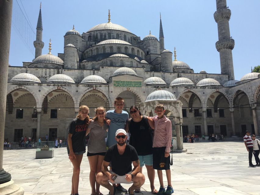 Istanbul: Hagia Sophia, Blue Mosque, and Grand Bazaar Tour - Transportation and pacing: the air-conditioned comfort factor
