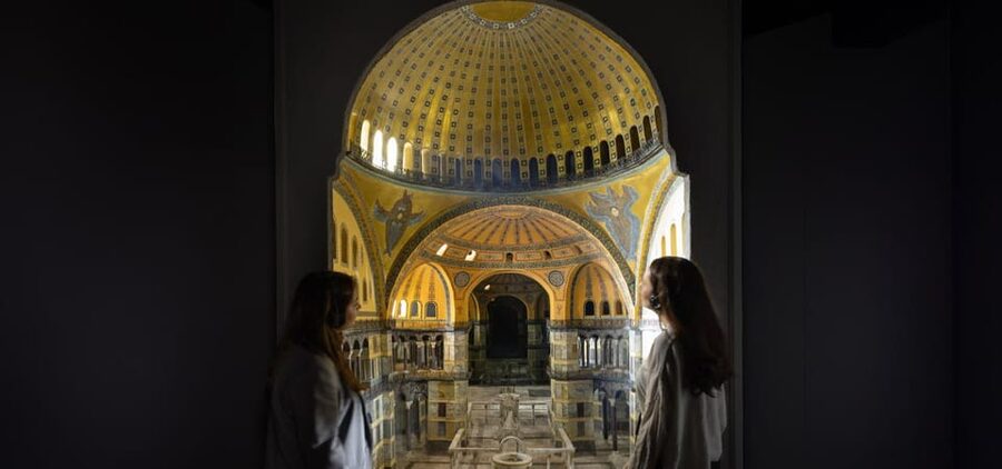 Istanbul: Hagia Sophia Skip-the-Line Ticket & Museum Option - What to do around it: pairing Hagia Sophia with nearby stops