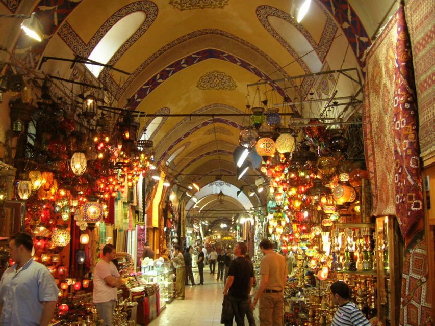 Istanbul: Half-Day Morning Hagia Sophia & Blue Mosque Tour - Hagia Sophia: What to Focus on at the Dome and the Mosaics