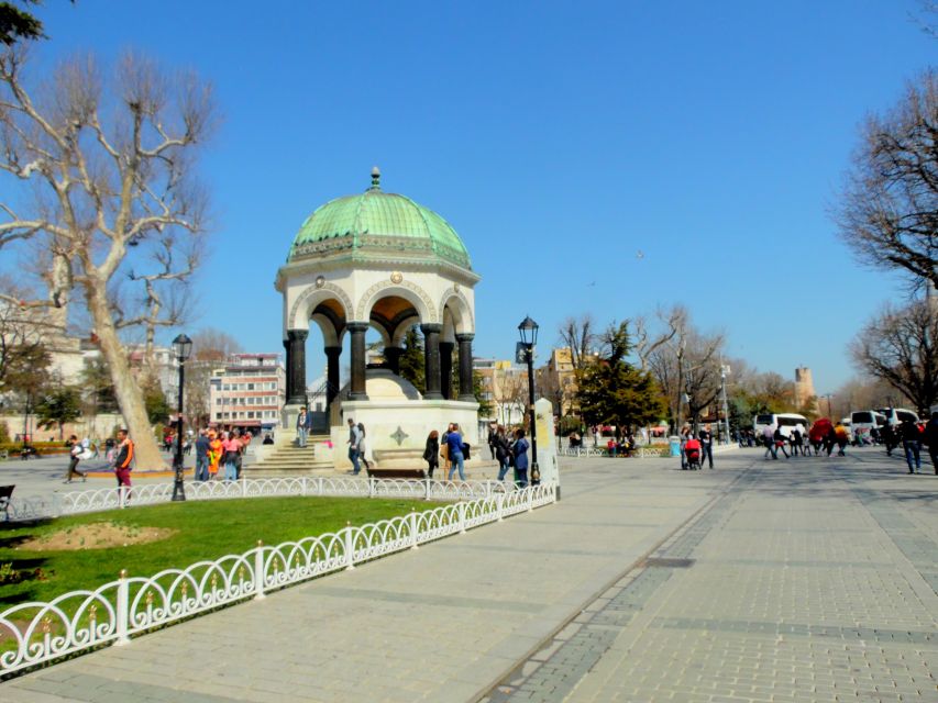 Istanbul: Half Day Morning Walking Tour - Hagia Sophia, From Justinian to Mosque: What to Notice