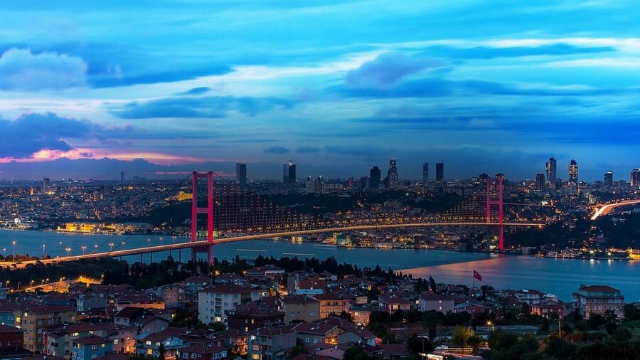 Istanbul Half-Day Tour and Bosphorus Cruise - Maiden’s Tower: A Photo Stop With Real Bosphorus Meaning