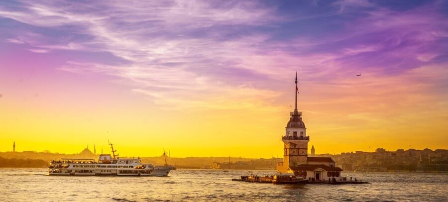 Istanbul Half-Day Tour and Bosphorus Cruise - Spice Bazaar (Egyptian Bazaar) and the Smell Test You Earn