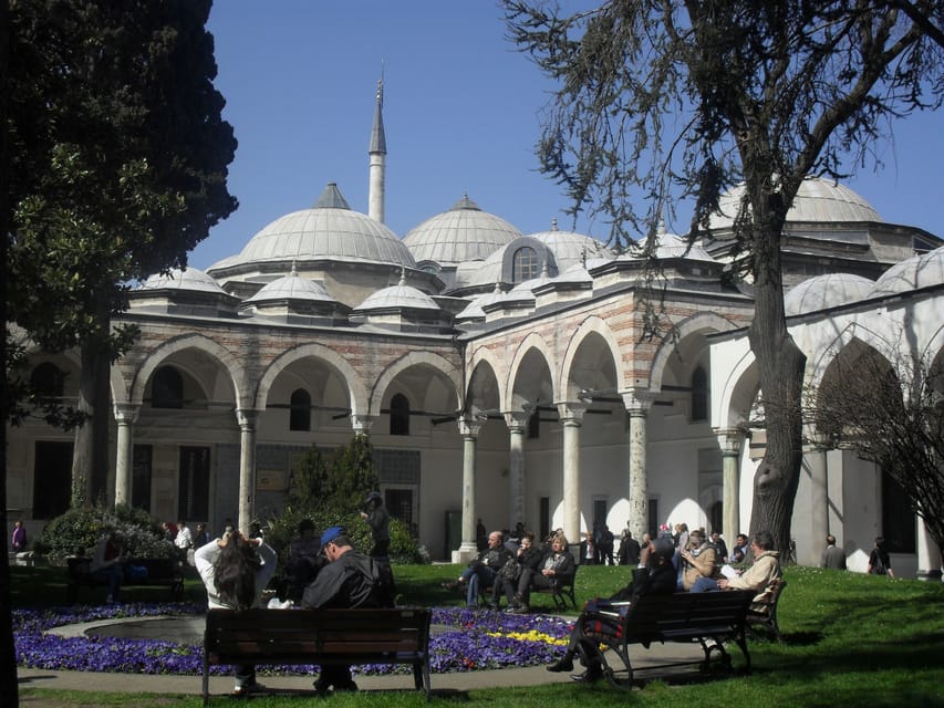 Istanbul: Half-Day Tour with Topkapi Palace - Who this tour suits best, and who might want a different option