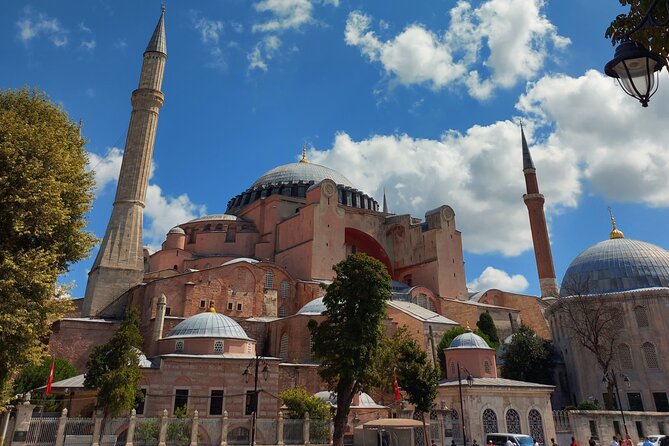 Istanbul Highlights Blue Mosque, Hagia Sophia, Cisterns and More! - Grand Bazaar: One Hour in the World’s Largest Covered Maze
