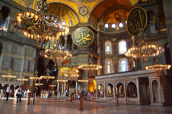 Istanbul Highlights: Half Day Morning Tour - Stop 3: Hippodrome of Constantinople, politics and chariot chaos