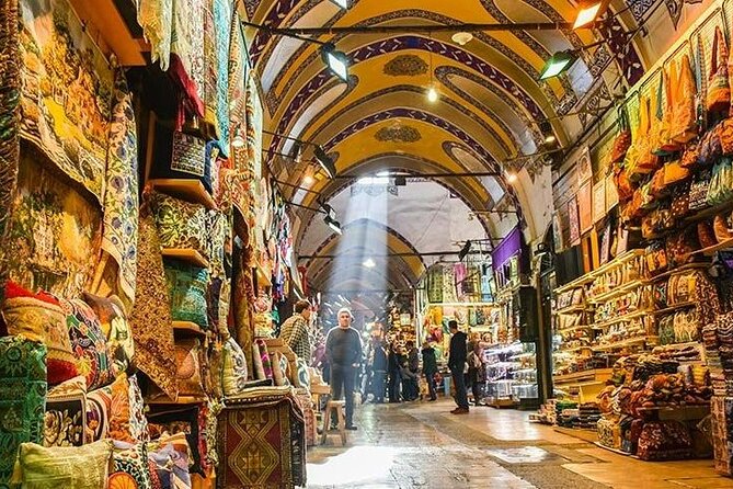 Istanbul Highlights Private Tour: Hotel Pick-Up & Drop-Off - 5K Rug Store and the live weaving demo