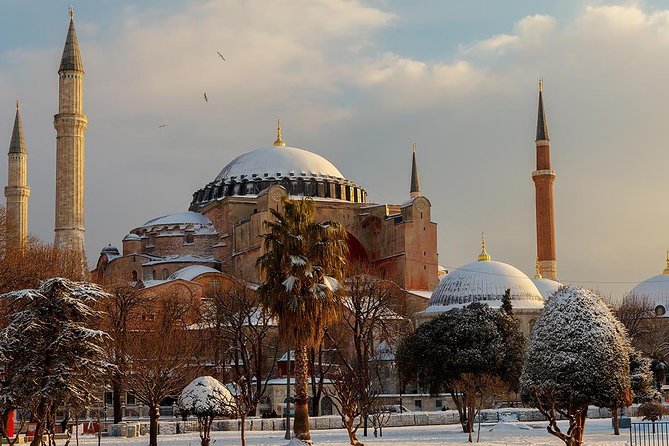 Istanbul Historical Tour with Guide, Lunch and Transfers - Hotel pickup and transfers, and why central pickup matters