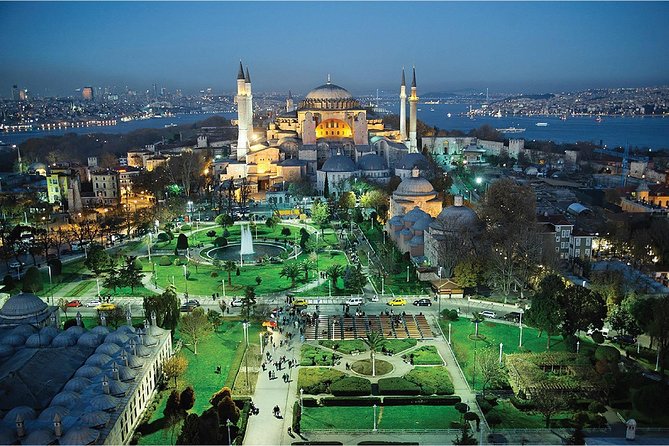 Istanbul Imperial & Bosphorus Tour - Incl. Lunch - Hagia Sophia: The Dome That Changed Architecture, Plus the Monday Mosaic Option