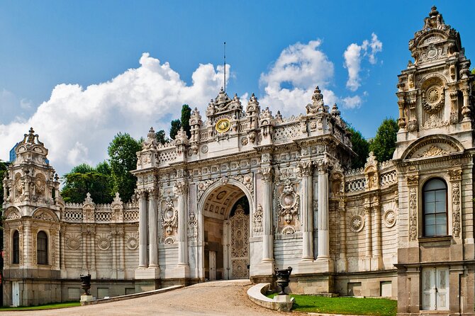 Istanbul Islamic Heritage Tour: Sacred Tombs & Eyup Sultan Mosque - Pickup, Mobile Tickets, and the Value Math Behind $126.16