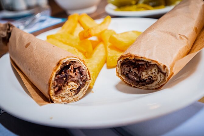 Istanbul Kadikoy Food Tour with 12+ Local Delicacies Tastings - Stop 2: Moda Caddesi pide made right in front of you