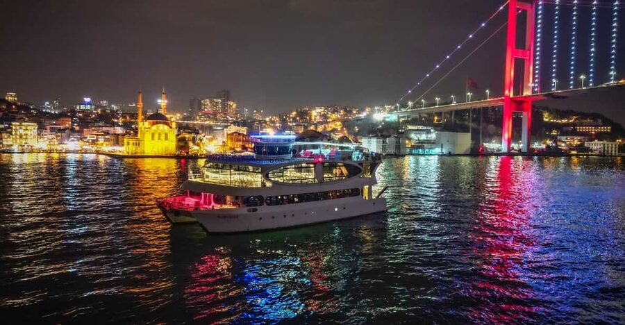 Istanbul: New Year's Eve Bosphorus Dinner Cruise Party 2026 - How good is the $340 per person value?