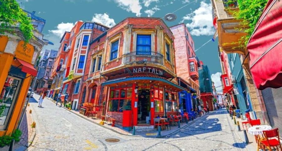 Istanbul: Old City And Bosphorus Bus Tour with Lunch - Balat and Fener Walking: Where the Streets Do the Talking