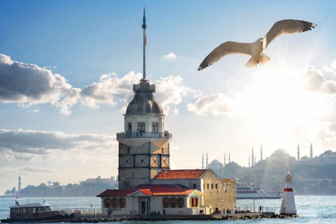 Istanbul Old City And Sunset Bosphorus Cruise Tour - From Süleymaniye to the Iron Church: a surprising start sequence