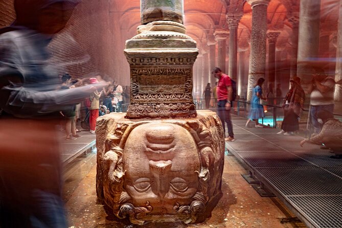 Istanbul Old City: Basilica Cistern - Blue Mosque - Grand Bazaar - Hippodrome and Sultanahmet Square: where old empires met in public