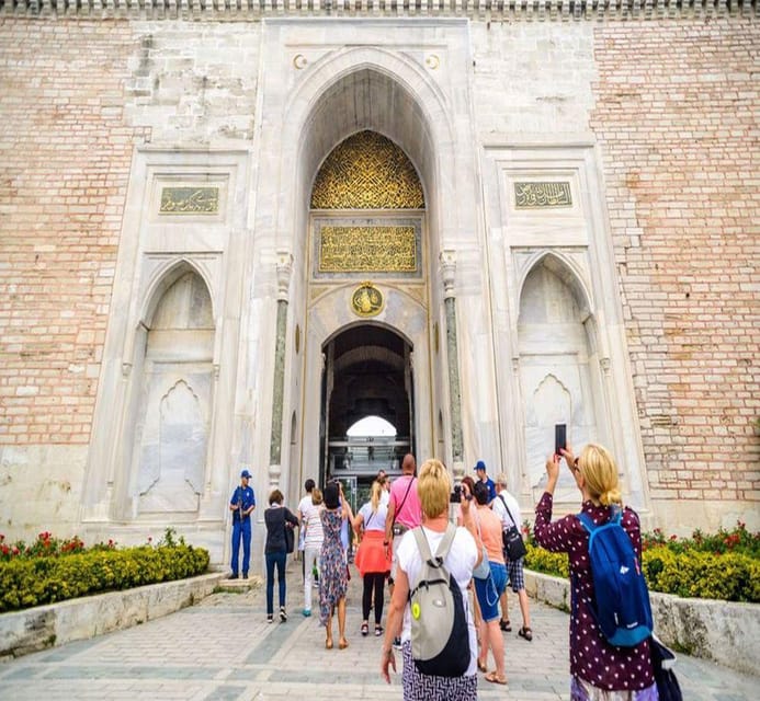 Istanbul Old City Full Day Tour - Grand Bazaar Finale, Shopping Energy Without Needing a Map