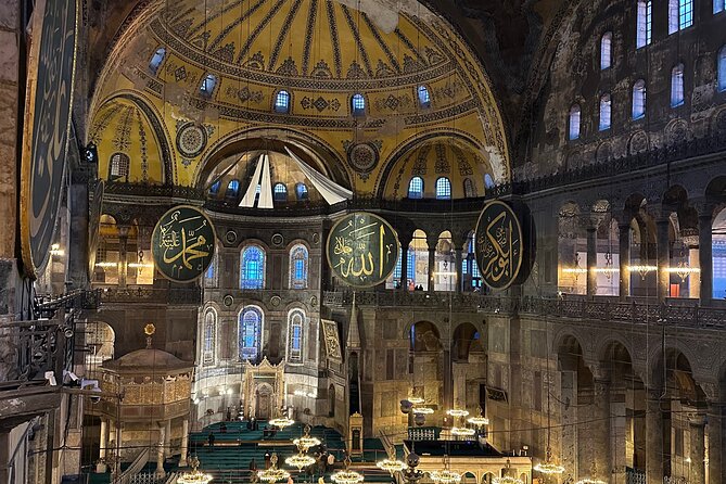 Istanbul Old City Highlights and Hidden Gems Tour - Practical logistics that affect your day, not just fine print