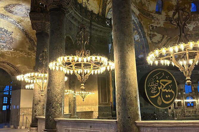Istanbul Old City Highlights and Hidden Gems Tour - Hippodrome and the Blue Mosque, fast hits with big context