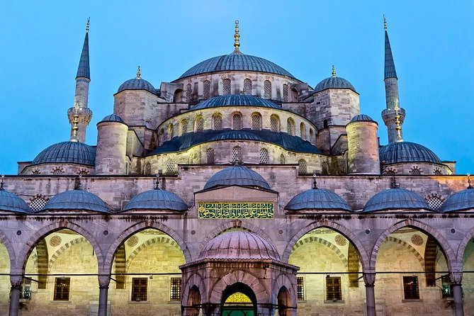 Istanbul Old City Sightseeing Tour (Entry Fees Inculuding) - Luxury coach + small group + an art historian