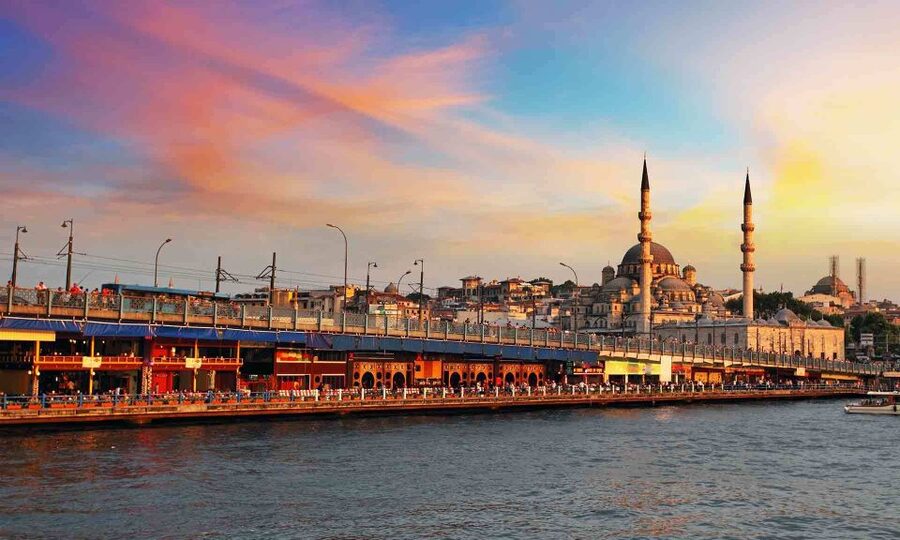 Istanbul Old City to Grand Bazaar Tour - Two continents, five pickup zones, and a day that starts ready