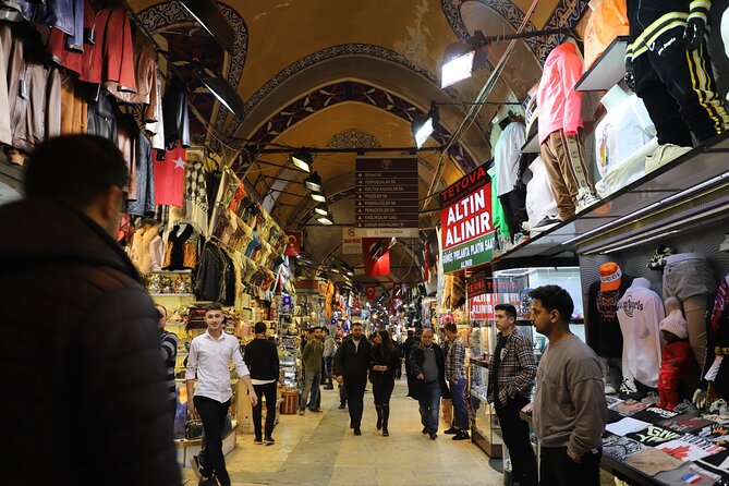 Istanbul: Old City Tour Full Day with Lunch - Hagia Sophia Grand Mosque: the mega-site that needs extra ticket planning