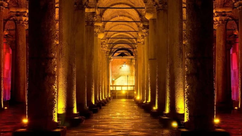 Istanbul: Old City Walking Tour - Small Group - Hippodrome of Constantinople: short, free, and surprisingly useful