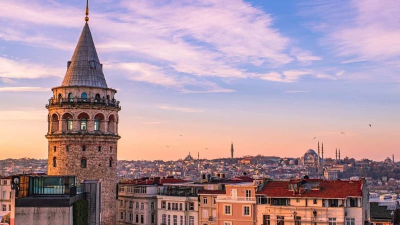 Istanbul: Old City Walking Tour - Small Group - Grand Bazaar for 1 hour: browsing with a plan