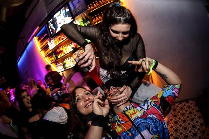 Istanbul Party Pub Crawl with Party Bus in Sultanahmet and Taksim - The hosts run the night, and that is the difference