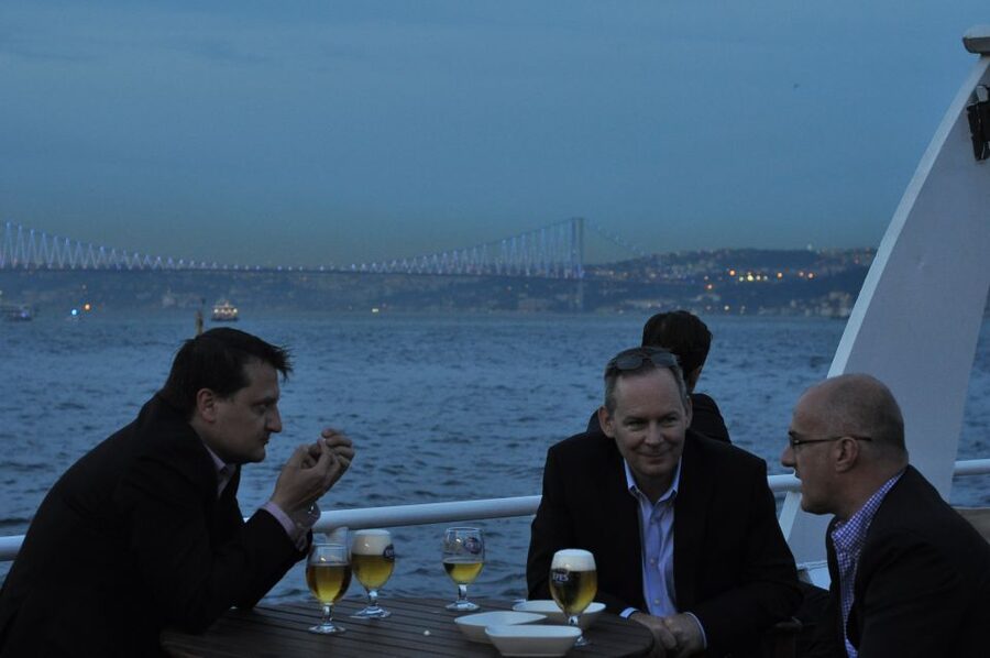 Istanbul: Pasha Istanbul Dinner Cruise - Belly dancing, folk dance, and the whirling dervish style show