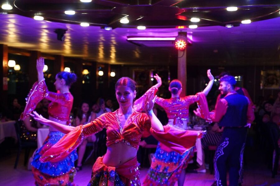 Istanbul: Pasha Istanbul Dinner Cruise - Comfort checklist for a smooth evening on the water
