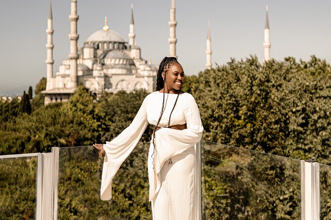 Istanbul Photo shoot Unique Locations - Stop 5: Seven Hills with seagulls, the fun and slightly unpredictable part