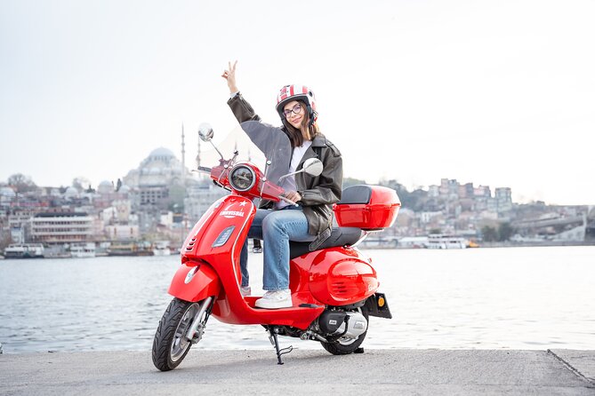Istanbul Photoshoot tour with Local Photographer - The photographer factor: calm direction, English help, and preview checks