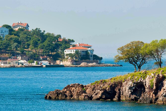 Istanbul Princes’ Islands Boat Trip with Lunch - Heybeliada in about an hour: how to make the most of limited time