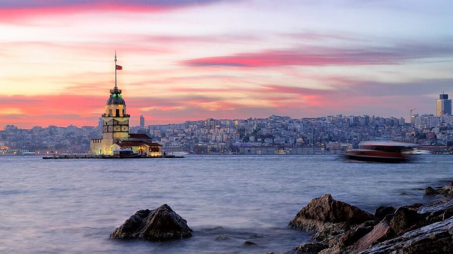 Istanbul: Private Bosphorus Strait Sightseeing Yacht Cruise - Why the Bosphorus feels different from water