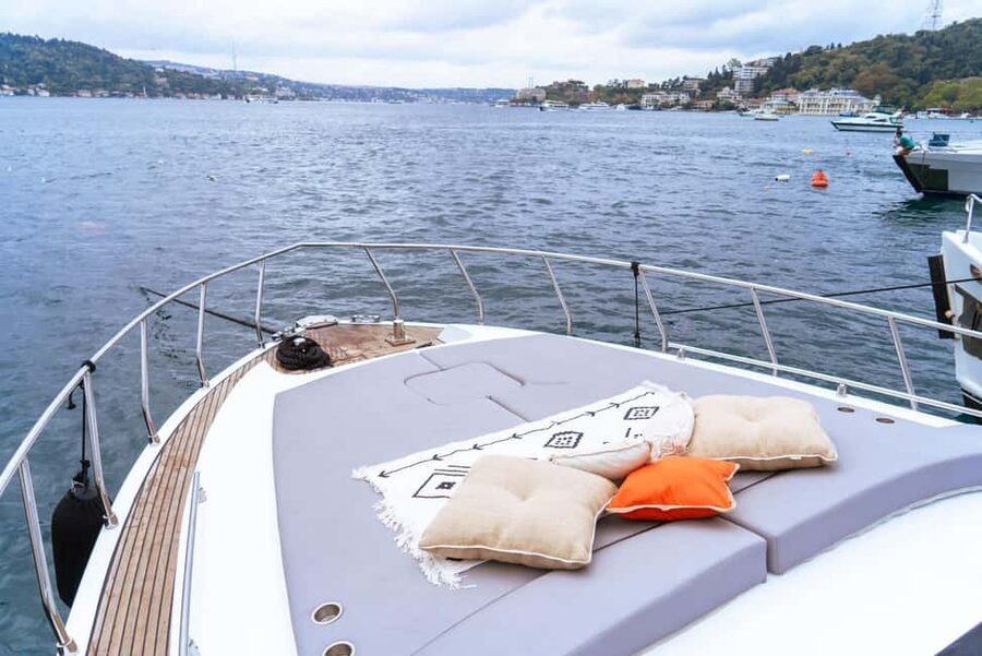 Istanbul: Private Bosphorus Yacht with Tour Guide and Snacks - FAQ