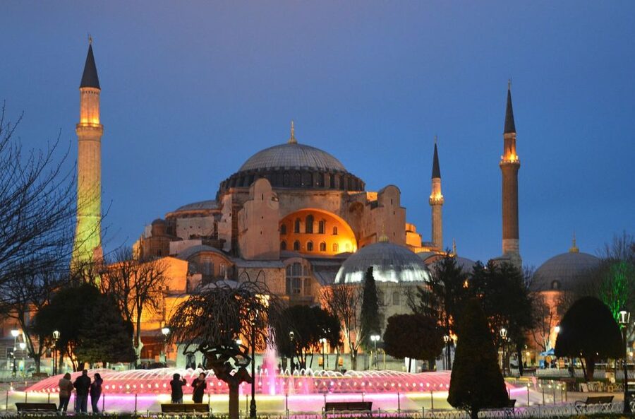 Istanbul: Private Customized Tour - Meeting at Sultanahmet Tramway station, and why that matters