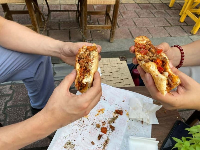 Istanbul: Private Food and City Tour with a Local Host - Üsküdar Seaside Coffee, Ottoman Mosque, and a Subway Under the Bosphorus