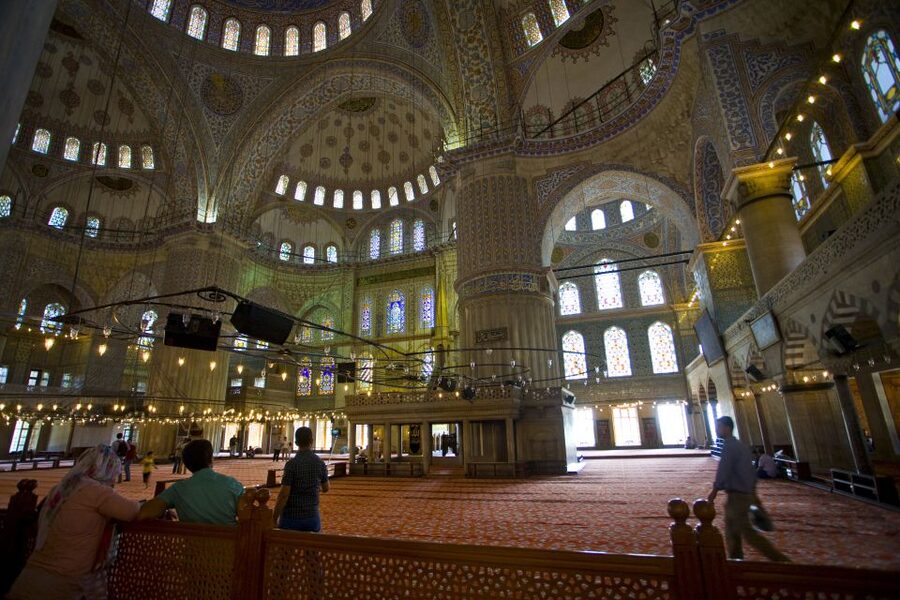 Istanbul: Private Full-Day Old City Highlights Tour - Sultanahmet Square and the Hippodrome: where Istanbul stacks its layers