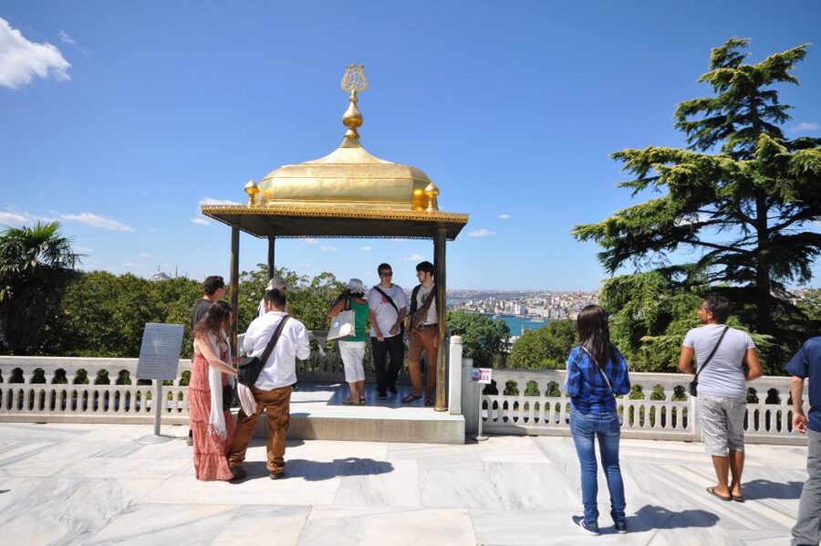 Istanbul: Private Full-Day Old City Highlights Tour - Basilica Cistern: the cool stop under the streets