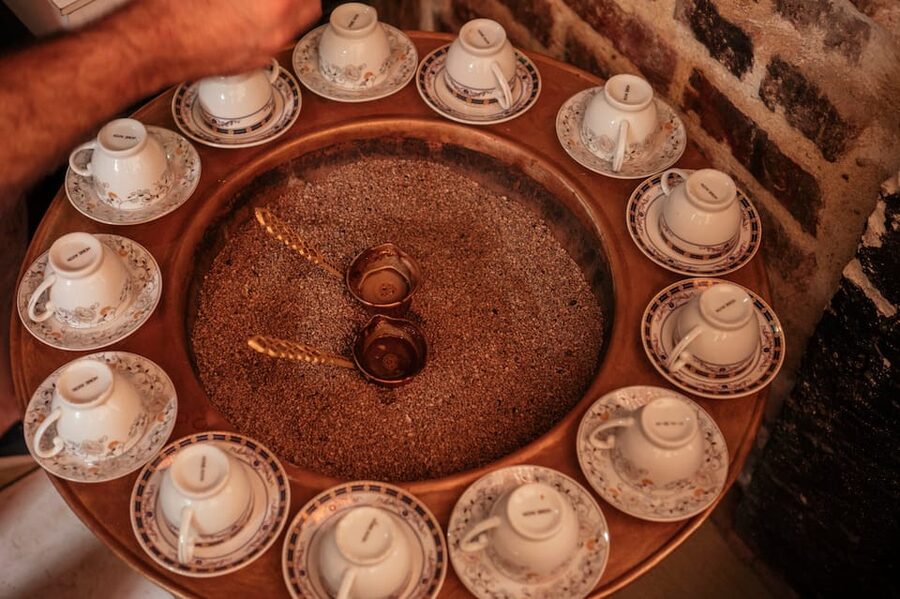 Istanbul: Private Guided Food Tour with 10 Tastings - City highlights between stops, including the port area