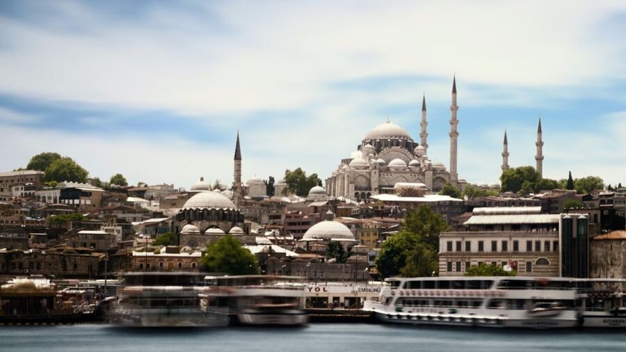 Istanbul: Private Guided Tour - From hotel lobby to the first photos at Hagia Sophia