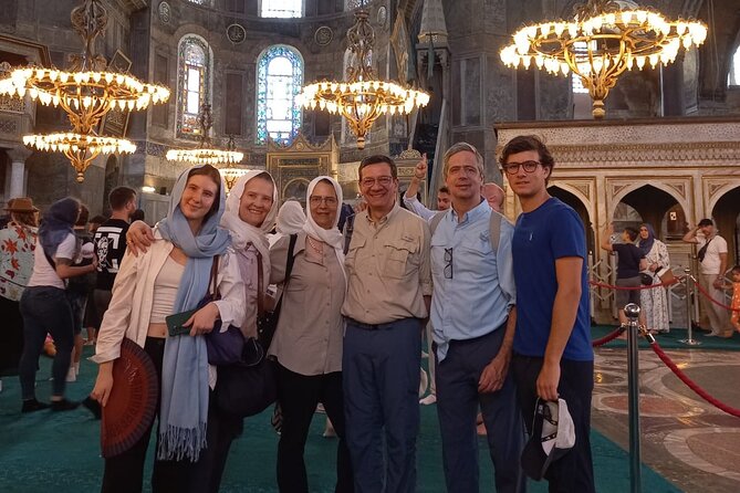 Istanbul Private Guiding Service - Blue Mosque: The Iznik Tile Impact in About 30 Minutes