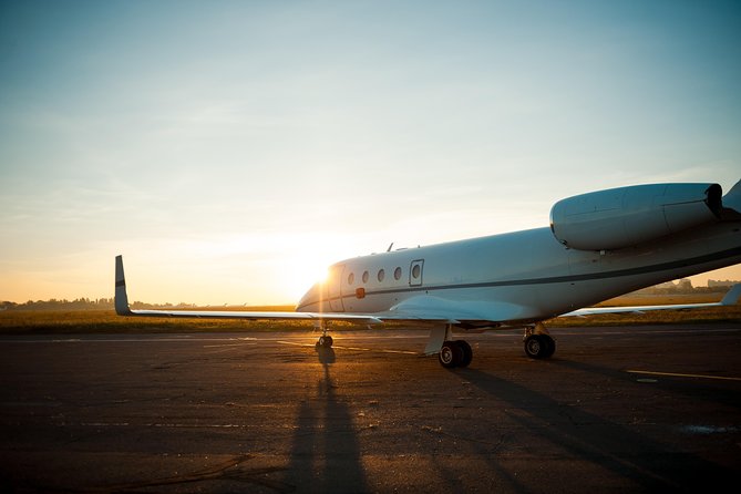 Istanbul Private Transfer from Airport to City Hotels - English Support and On-the-Road Extras