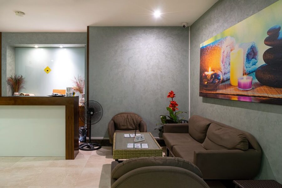 Istanbul: Private Turkish Bath, Massage, and Pool in Taksim - Who should book this private hamam and who should skip it