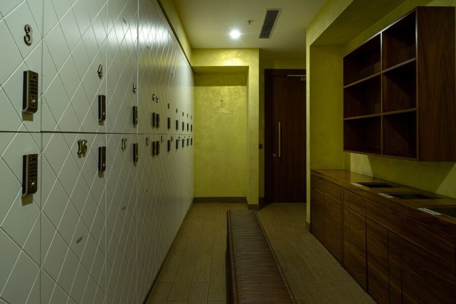 Istanbul: Private Turkish Bath, Massage, and Pool in Taksim - What private really means here, and where you may see other people