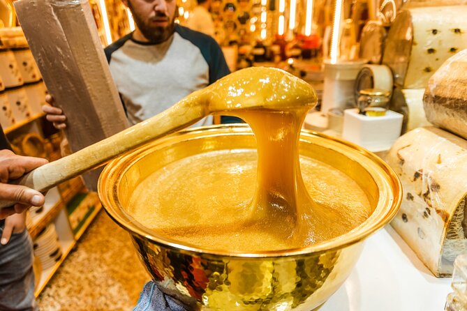 Istanbul Private Walking Tour: Highlights & Gems with a Local - Grand Bazaar maze: shopping with street-smart help