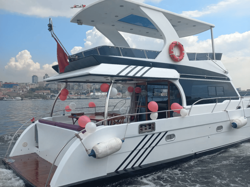 Istanbul: Private Yacht Organization on Bosphorus (14 Meter) - Should You Book This Private Bosphorus Yacht?