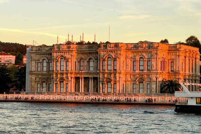 Istanbul Private Yacht Tour - 2 Hours - Maiden’s Tower to Beylerbeyi Palace: Asia-side icons from the strait