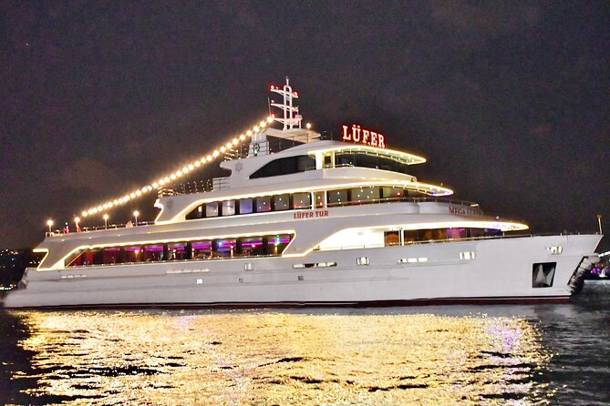 Istanbul Private Yacht Tour on the Bosphorus – 2-Hour Charter - Getting the best views from the deck (without overthinking it)